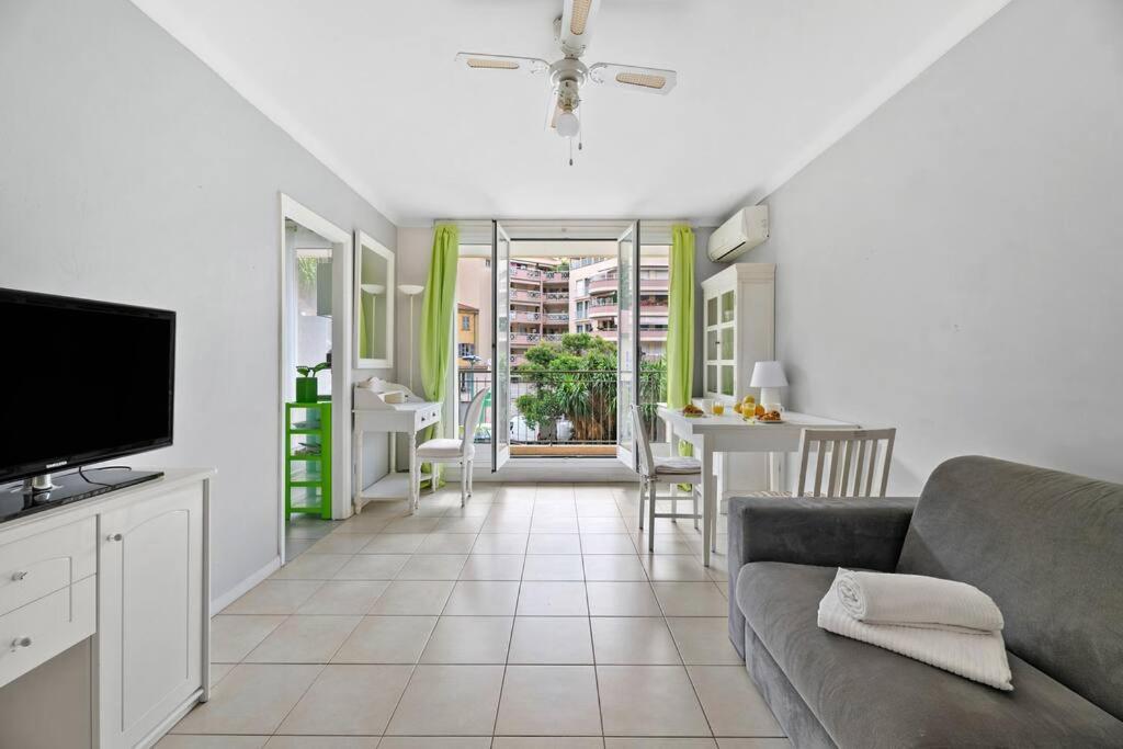 Appartement Le Landelle - Centre- Climatisation -Proche Gare Sncf à Menton Extérieur photo